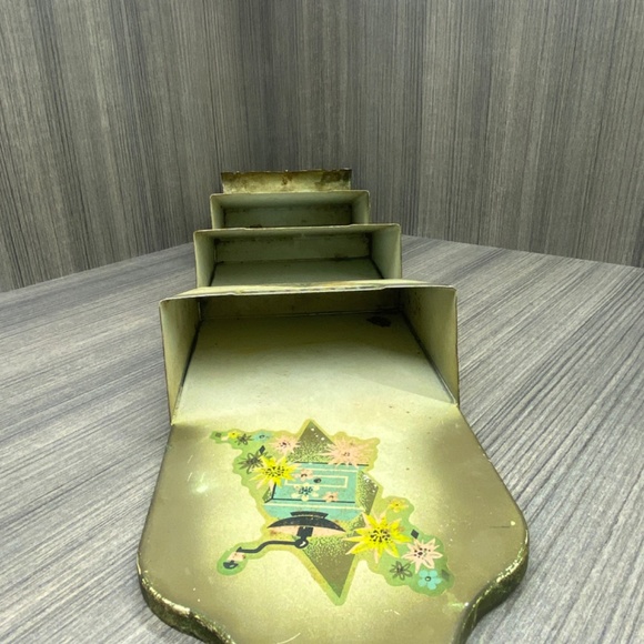 Vintage/ Antique Metal Bill, Letters, Mail, Memo, Key 🔑 Holder - Picture 11 of 11